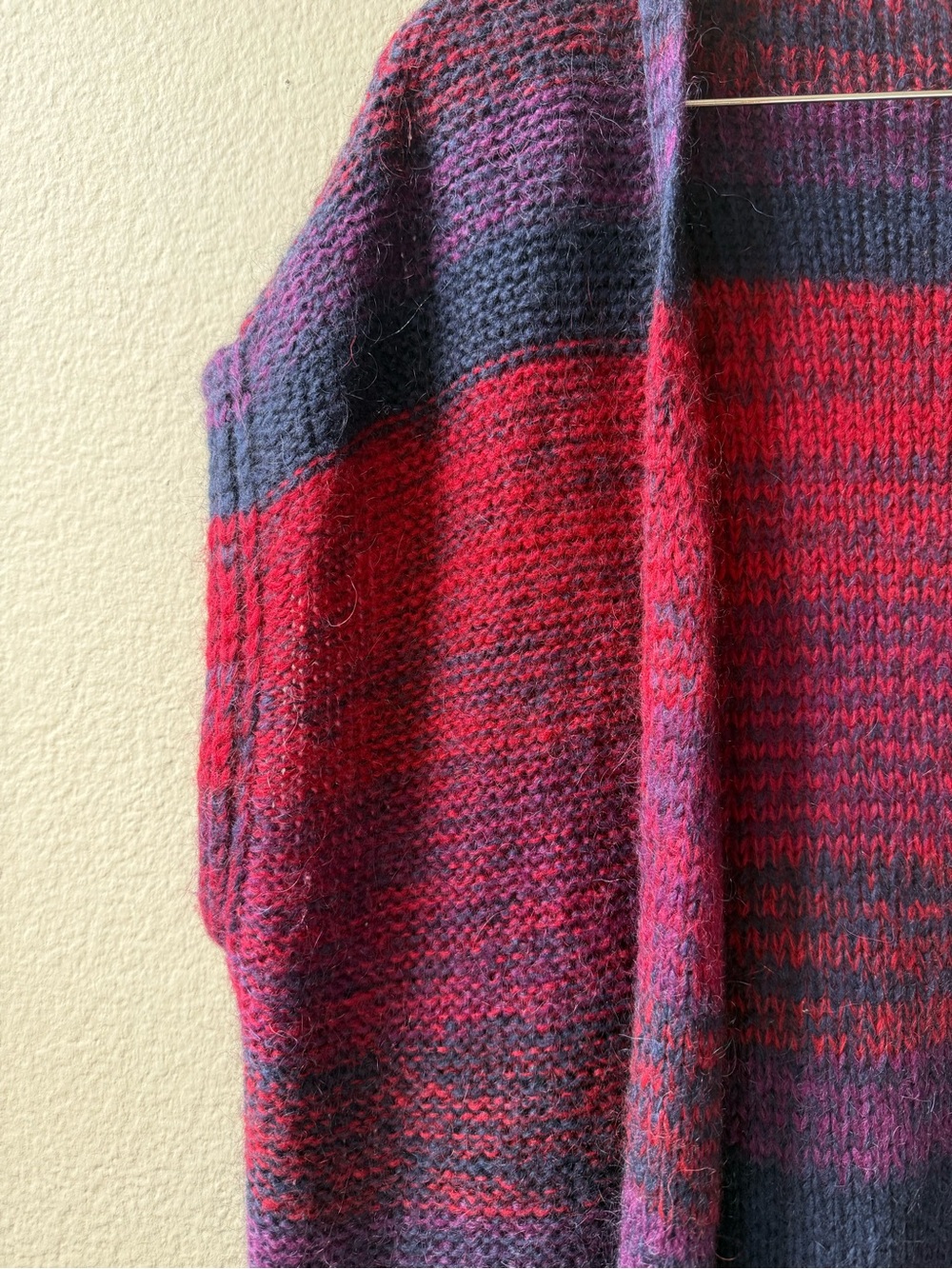 Moth Striped Open-Front Sleeveless Vest in Red and Navy - Picture 4 of 9